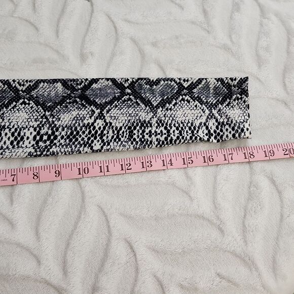 SHEIN snake print top - Picture 6 of 6